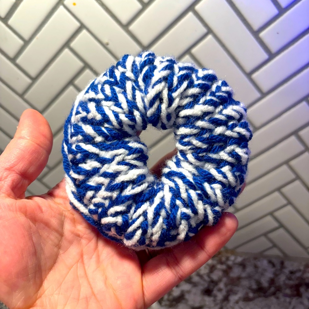 NWOT Blue and White Hand Knitted Scrunchie